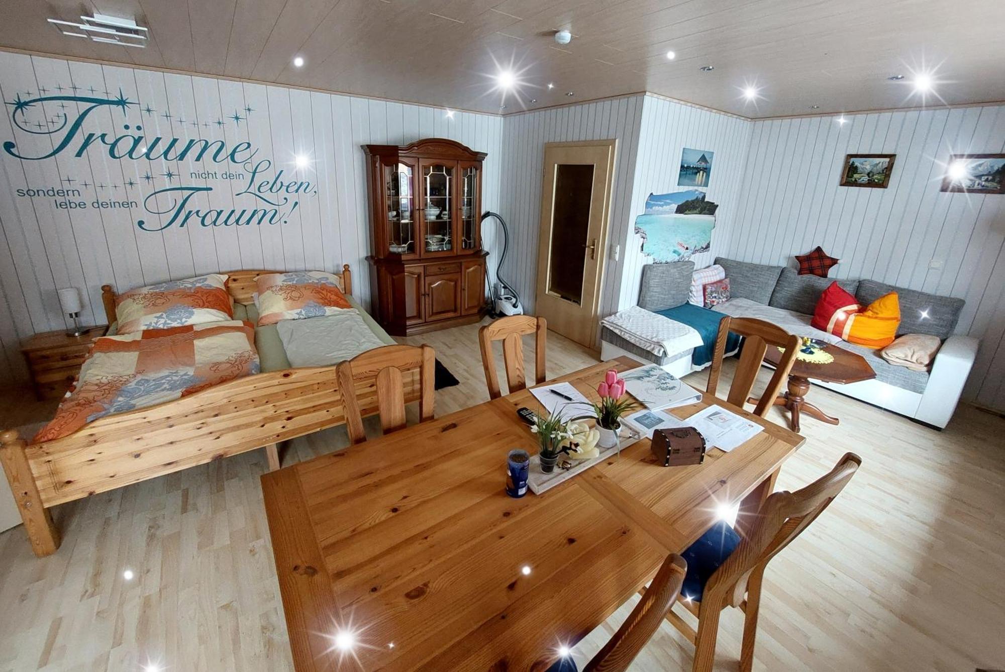 Landhauswohnung Am Thueringer Meer - Fuehlen Wie Zuhause Remptendorf Buitenkant foto