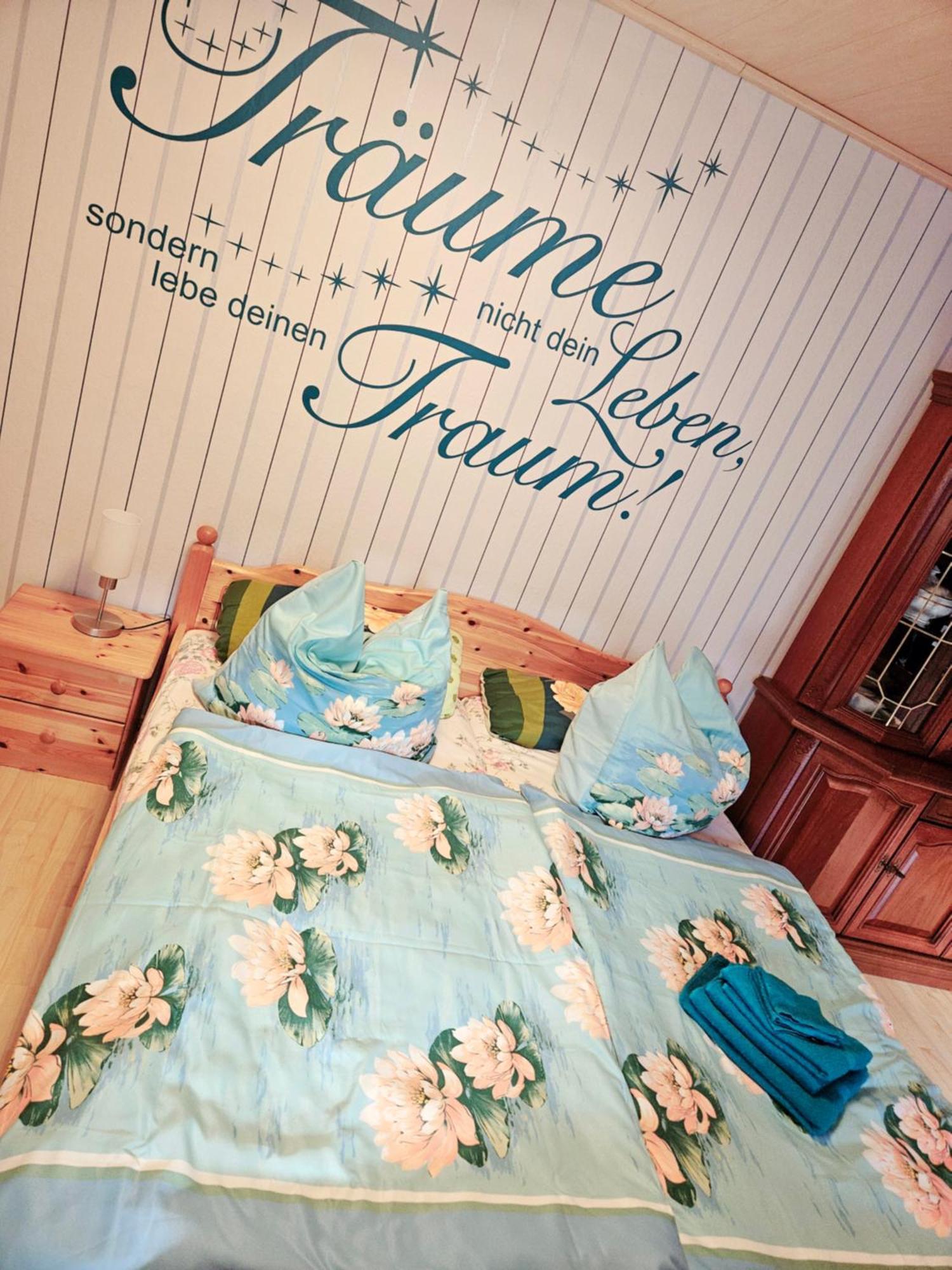 Landhauswohnung Am Thueringer Meer - Fuehlen Wie Zuhause Remptendorf Buitenkant foto